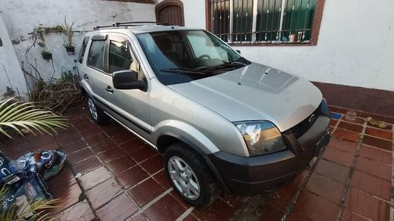 Carro 1.6 XLS 8V GASOLINA 4P MANUAL