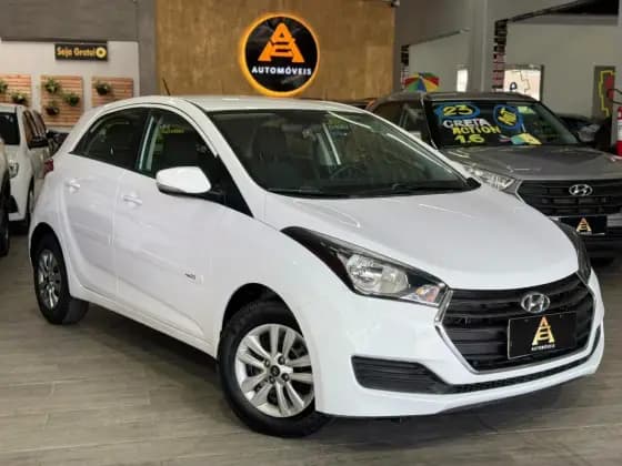 Carro 1.0 COMFORT PLUS 12V FLEX 4P MANUAL