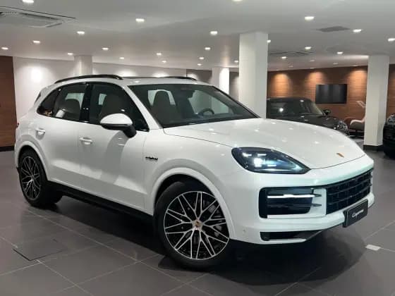 Carro 3.0 V6 E-HYBRID AWD TIPTRONIC S