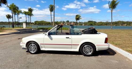 Carro 1.8 XR3 CONVERSÍVEL 8V ÁLCOOL 2P MANUAL