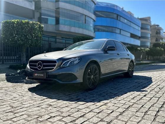 Carro 2.0 CGI GASOLINA AVANTGARDE 9G-TRONIC