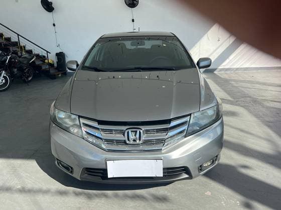 Carro 1.5 LX 16V FLEX 4P AUTOMÁTICO