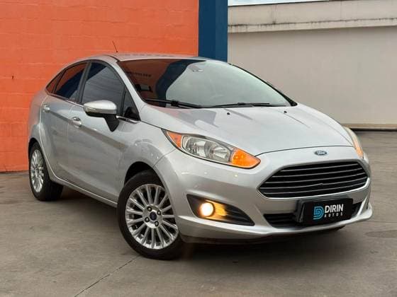 Carro 1.6 TITANIUM SEDAN 16V FLEX 4P POWERSHIFT