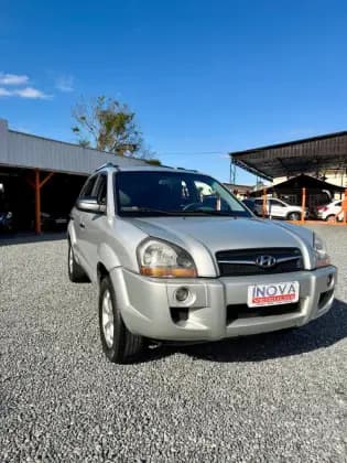 Carro 2.0 MPFI GL 16V 142CV 2WD GASOLINA 4P MANUAL