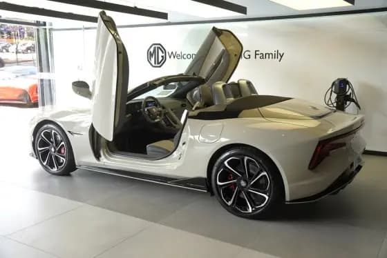 Carro 77 KW ELÉTRICO GT AWD