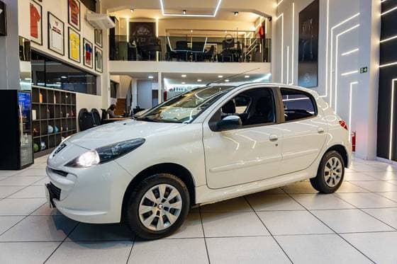 Carro 1.4 ACTIVE 8V FLEX 4P MANUAL