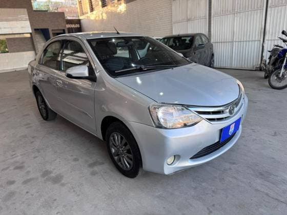 Carro 1.5 XS SEDAN 16V FLEX 4P MANUAL