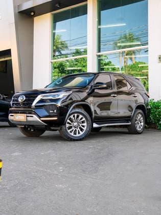 Carro 2.8 D-4D TURBO DIESEL SRX 7L 4X4 AUTOMÁTICO
