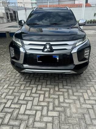 Carro 2.4 16V MIVEC TURBO DIESEL HPE-S AWD AUTOMÁTICO