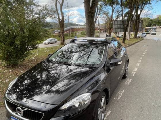 Carro 2.0 T4 KINETIC GASOLINA 4P AUTOMÁTICO