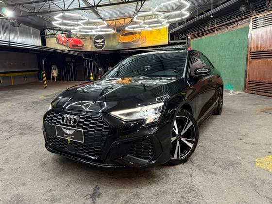 Carro 2.0 40 TFSI MHEV SEDAN PERFORMANCE BLACK S-TRONIC