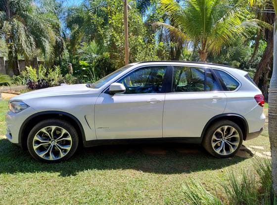 Carro 3.0 4X4 30D I6 TURBO DIESEL 4P AUTOMÁTICO