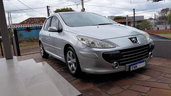 Carro 1.6 PRESENCE PACK 16V FLEX 4P MANUAL