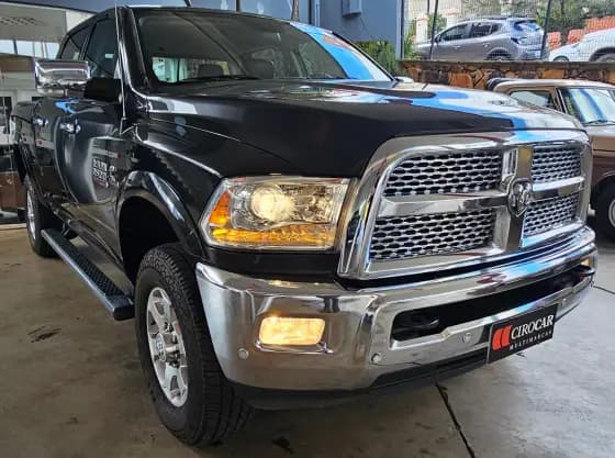 Carro 6.7 LARAMIE 4X4 CD I6 TURBO DIESEL 4P AUTOMÁTICO