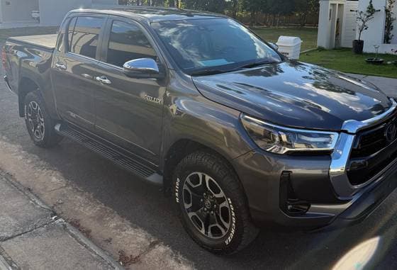 Carro 2.8 D-4D TURBO DIESEL CD SRX LIMITED 4X4 AUTOMÁTICO