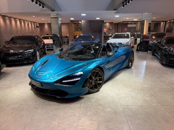 Carro 4.0 V8 TURBO GASOLINA SPIDER SSG