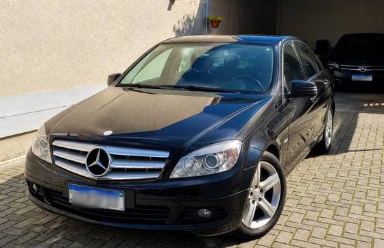Carro 1.8 AVANTGARDE KOMPRESSOR GASOLINA 4P AUTOMÁTICO