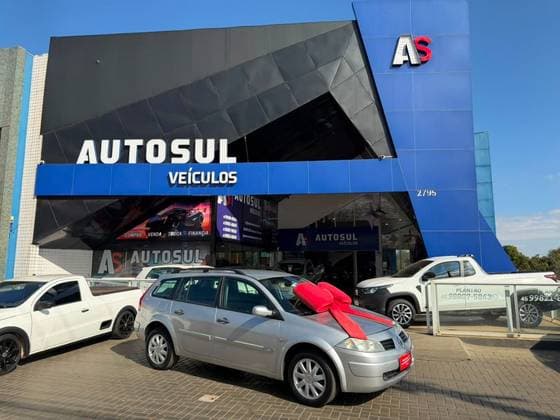 Carro 1.6 DYNAMIQUE GRAND TOUR 16V FLEX 4P MANUAL