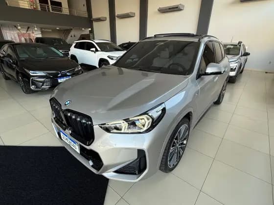 Carro ELÉTRICO XDRIVE30 M SPORT