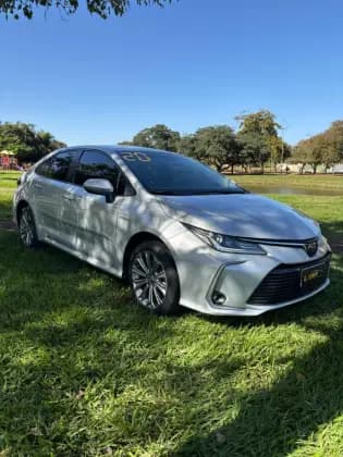 Carro 1.8 VVT-I HYBRID FLEX ALTIS CVT
