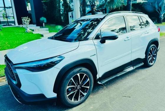 Carro 1.8 VVT-I HYBRID FLEX XRX CVT