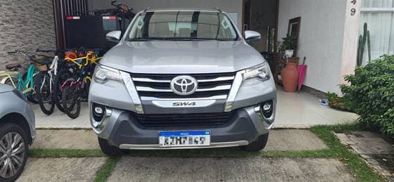 Carro 2.8 SRX 4X4 7 LUGARES 16V TURBO INTERCOOLER DIESEL 4P AUTOMÁTICO