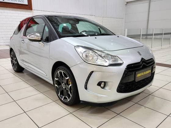 Carro 1.6 THP GASOLINA SPORT CHIC MANUAL