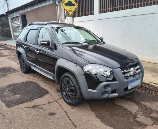 Carro 1.8 MPI ADVENTURE WEEKEND 8V FLEX 4P MANUAL