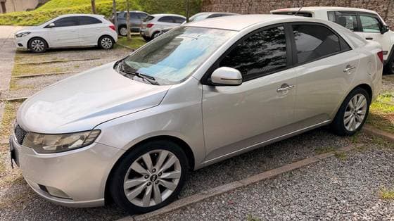 Carro 1.6 SX3 16V GASOLINA 4P AUTOMÁTICO