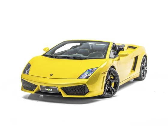 Carro 5.2 V10 GASOLINA LP560-4 SPYDER MANUAL