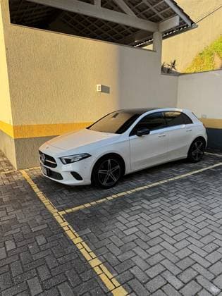 Carro 2.0 CGI GASOLINA SPORT 7G-DCT