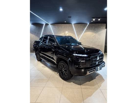 Carro 2.4 BITURBO DIESEL CD KATANA 4X4 AUTOMÁTICO