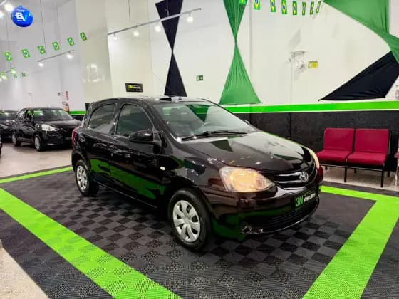 Carro 1.5 XS 16V FLEX 4P MANUAL