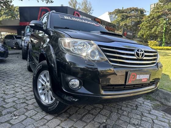 Carro 3.0 SRV 4X4 7 LUGARES 16V TURBO INTERCOOLER DIESEL 4P AUTOMÁTICO