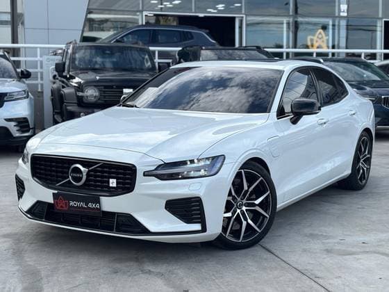 Carro 2.0 T8 POLESTAR ENGINEERED HÍBRIDO 4P AUTOMÁTICO