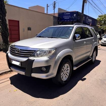 Carro 2.7 SR 4X2 CD 16V FLEX 4P AUTOMÁTICO