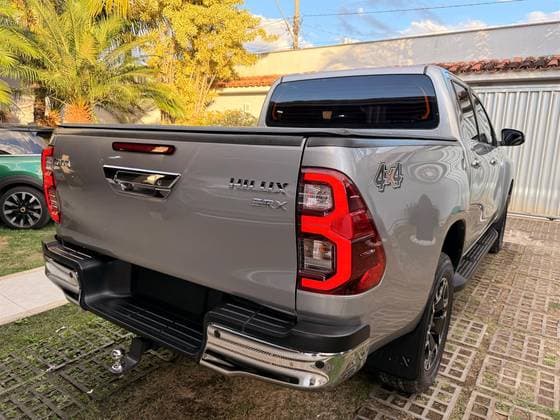 Carro 2.8 D-4D TURBO DIESEL CD SRX 4X4 AUTOMÁTICO