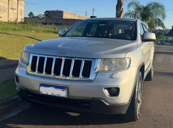 Carro 3.6 LAREDO 4X4 V6 24V GASOLINA 4P AUTOMÁTICO