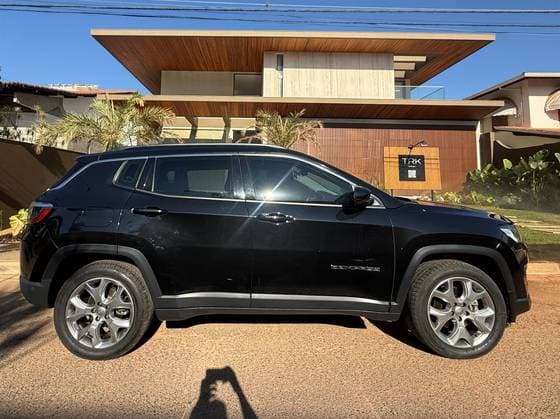 Carro 2.0 16V FLEX LONGITUDE AUTOMÁTICO