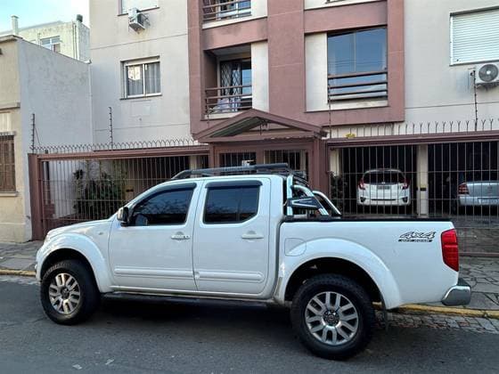 Carro 2.5 SL 4X4 CD TURBO ELETRONIC DIESEL 4P AUTOMÁTICO