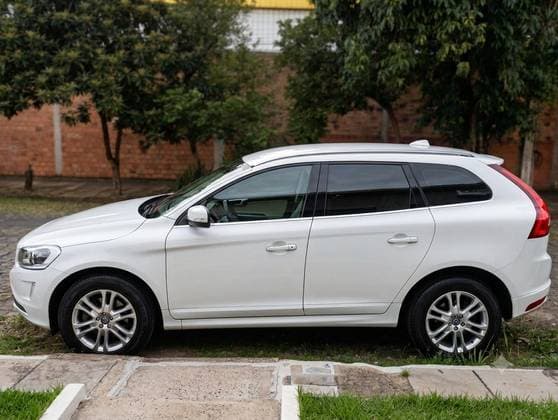 Carro 2.0 T5 DYNAMIC FWD TURBO GASOLINA 4P AUTOMÁTICO
