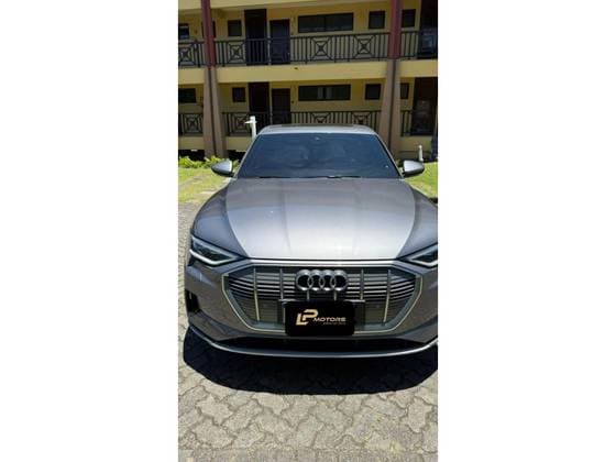 Carro ELÉTRICO SPORTBACK PERFORMANCE BLACK QUATTRO