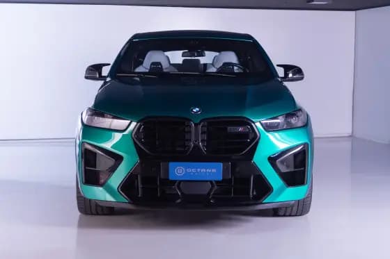 Carro 4.4 V8 BITURBO GASOLINA M COMPETITION AUTOMÁTICO