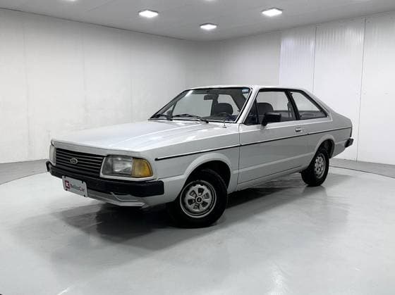 Carro 1.6 LUXO 8V ÁLCOOL 2P MANUAL