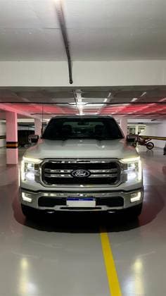 Carro 5.0 V8 GASOLINA CD LARIAT FX4 AUTOMÁTICO