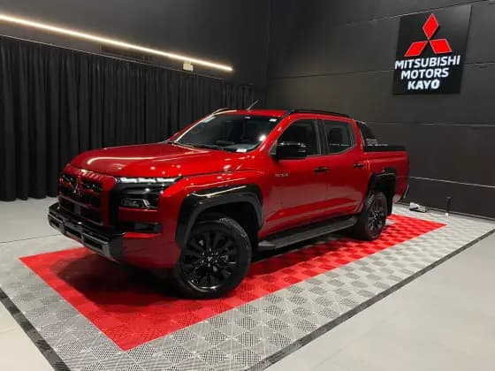 Carro 2.4 BITURBO DIESEL CD KATANA 4X4 AUTOMÁTICO