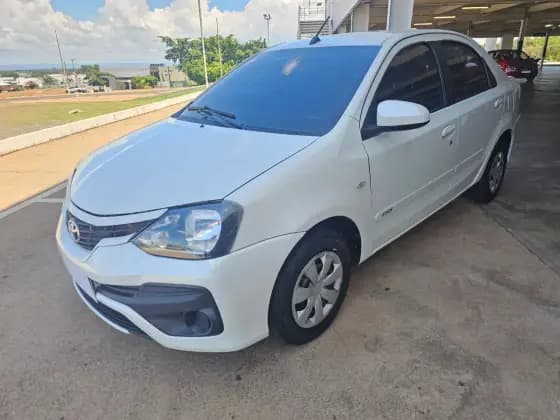 Carro 1.5 X SEDAN 16V FLEX 4P MANUAL
