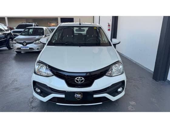 Carro 1.5 X PLUS 16V FLEX 4P MANUAL
