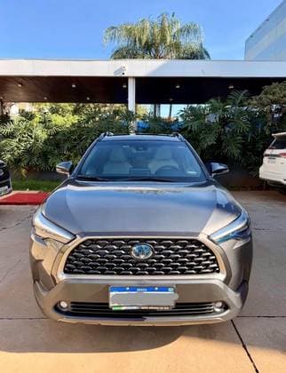 Carro 1.8 VVT-I HYBRID FLEX XRX CVT