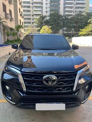 Carro 2.8 D-4D TURBO DIESEL SRX 7L 4X4 AUTOMÁTICO